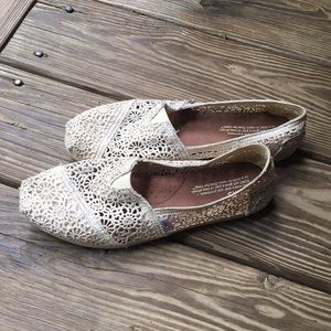 Crochet TOMS